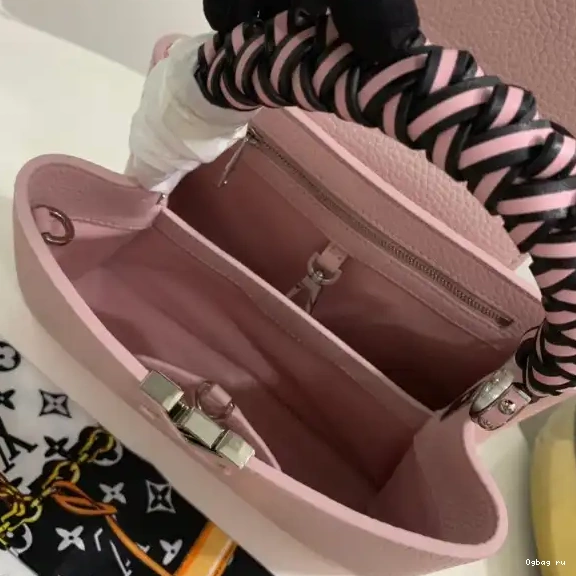 CAPUCINES VUITTON LOUIS BB 0422